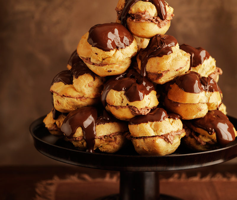 Profiteroles cake